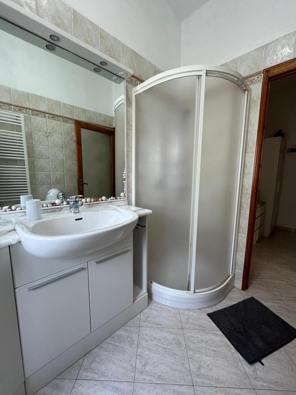 Апартаменты La Casa Di Ele, Parcheggio Privato Gratuito Специя Экстерьер фото
